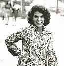 This photograph of our dear actress, performer and eternal Ipanema icon Leila Diniz is part of a book called Rio de Janeiro, Retratos da Cidade.  You will find a copy of it at major newstands and bookstores in Rio.